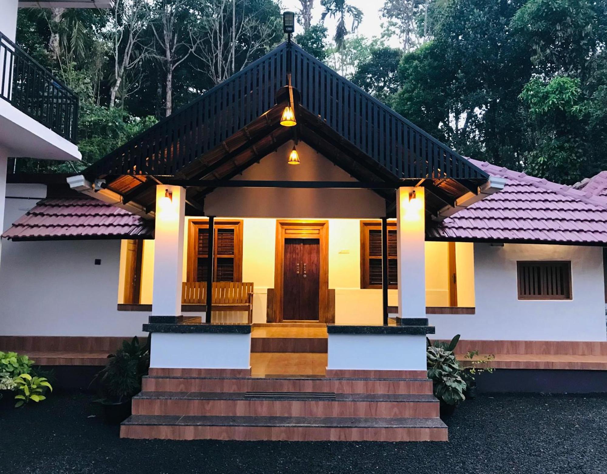 Partho Home Stay Padinjarathara Bagian luar foto